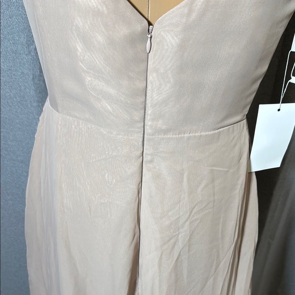 B X Z Elegant Cream Evening Gown - Picture 10 of 11